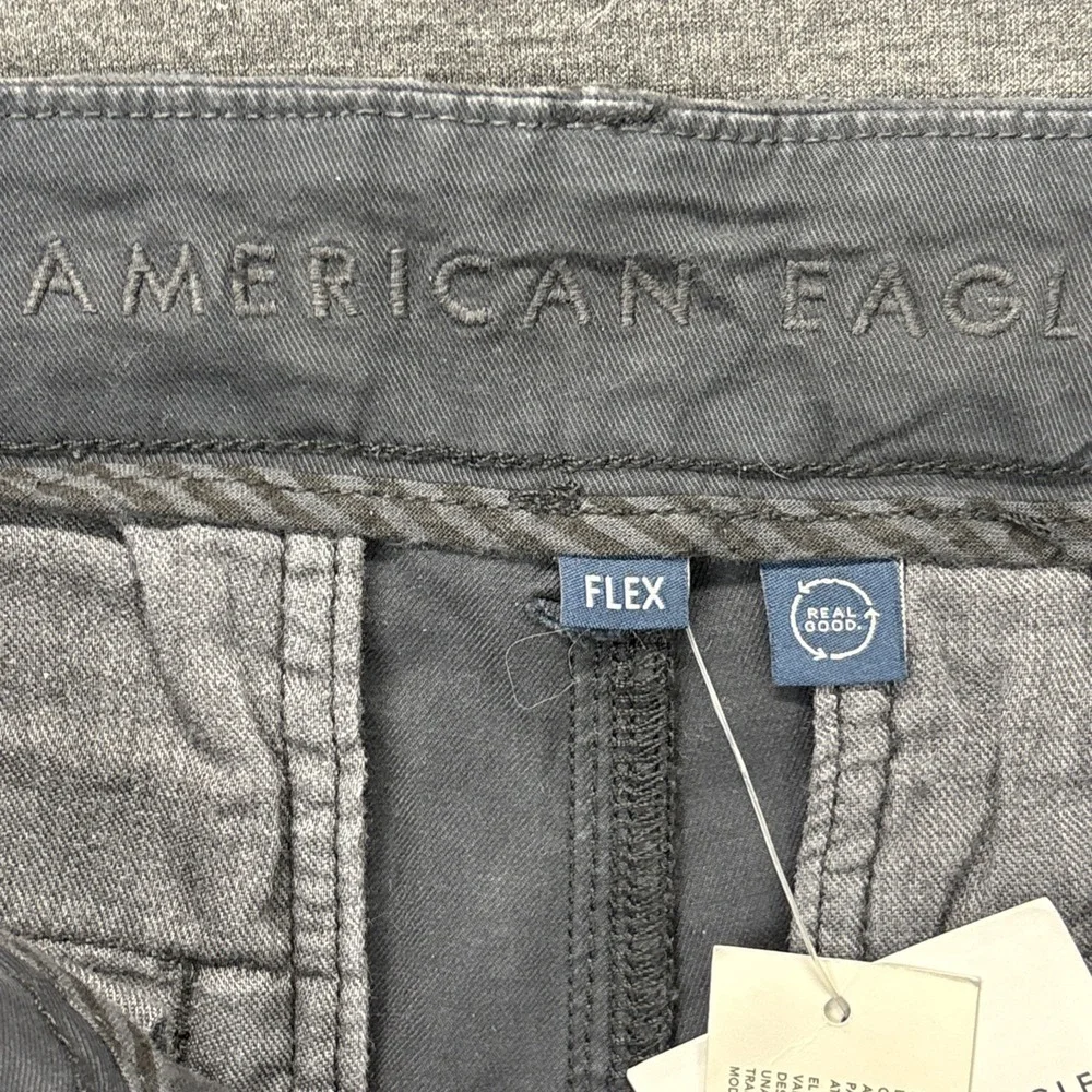 American Eagle baggy lived in khakis mens 28x29 TAG-28x30 flex gray Preppy‎ NEW